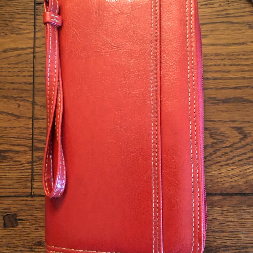 Buxton wallet with wristlet